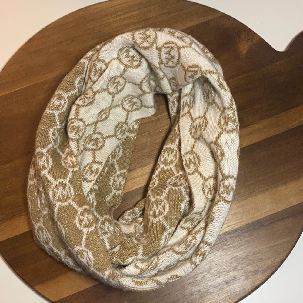 MICHAEL Michael Kors Monogram Infinity Scarf - Picture 1 of 6